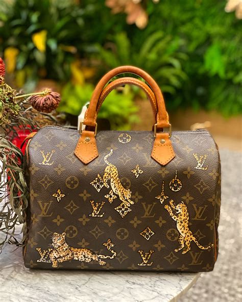 lv bags japan.